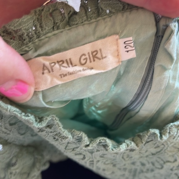 Girls lined dress with lacy overlay - good condition - size 4 - Picture 4 of 6